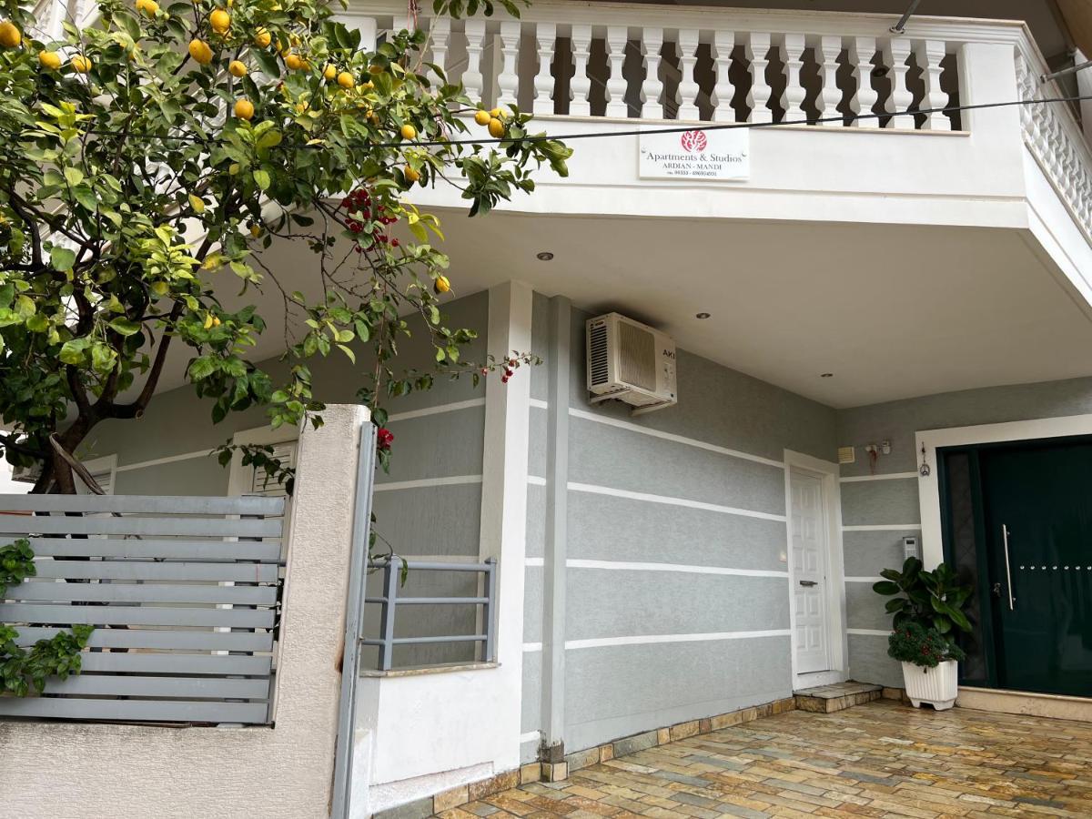 Apartments & Studios Ardian-Mandi Sarande-Albania Ngoại thất bức ảnh
