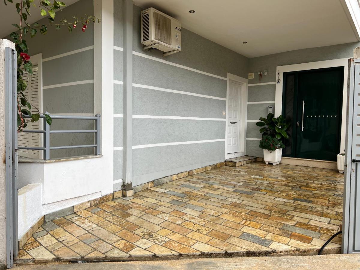 Apartments & Studios Ardian-Mandi Sarande-Albania Ngoại thất bức ảnh