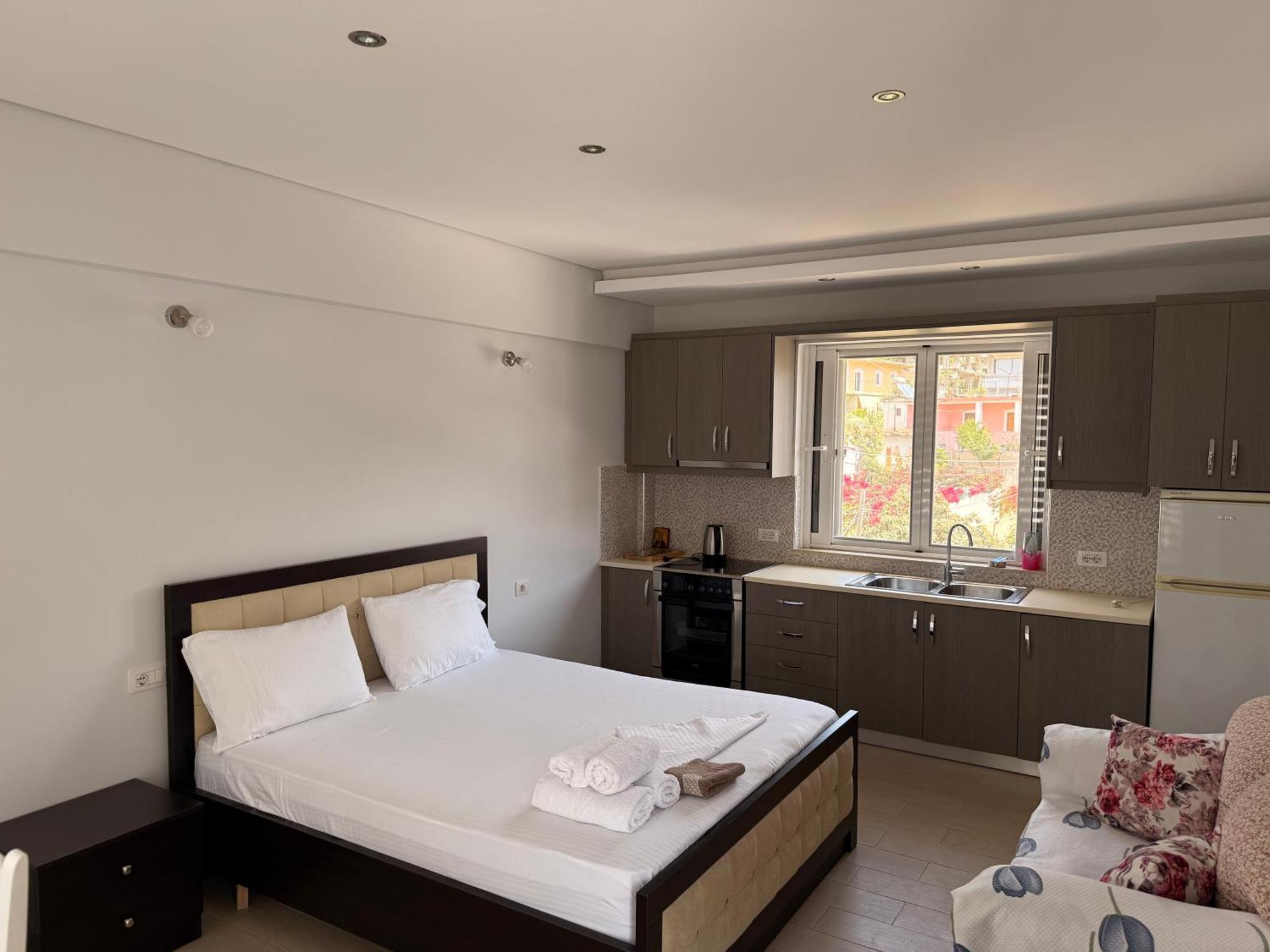 Apartments & Studios Ardian-Mandi Sarande-Albania Ngoại thất bức ảnh